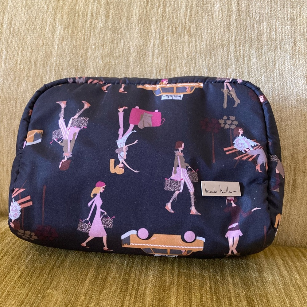 Nicole Miller cosmetic bag/pouch